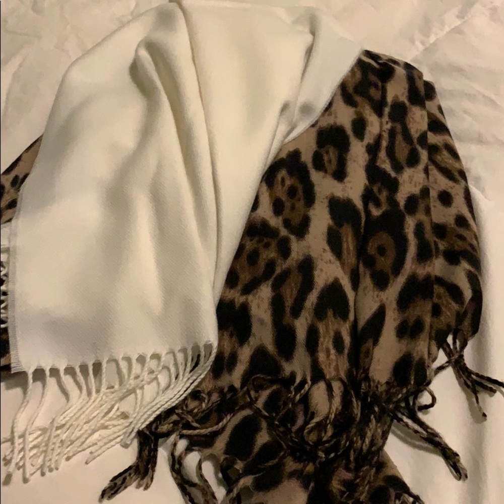 BRAND NEW winter scarves